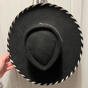 Vintage 40s/50s Black and White Cowboy Hat